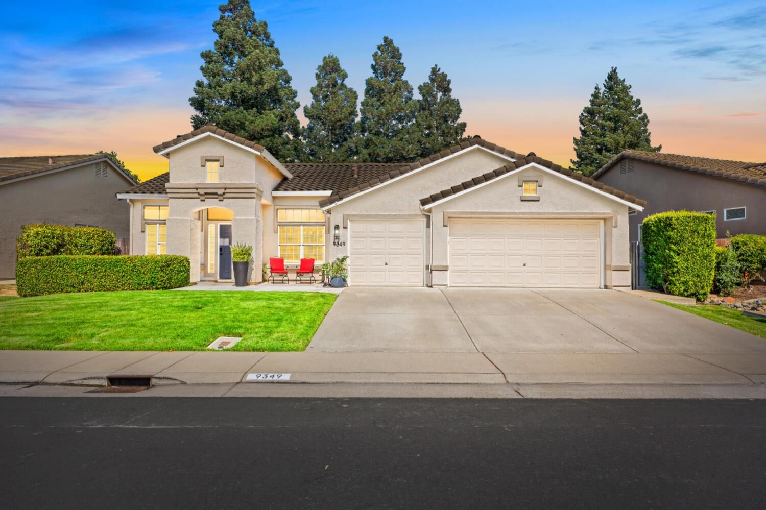 Property Photo: 9349 Edisto Way CA 95758