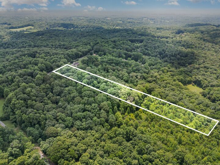 Property Photo:  6878 Huffman Rd  TN 37072 