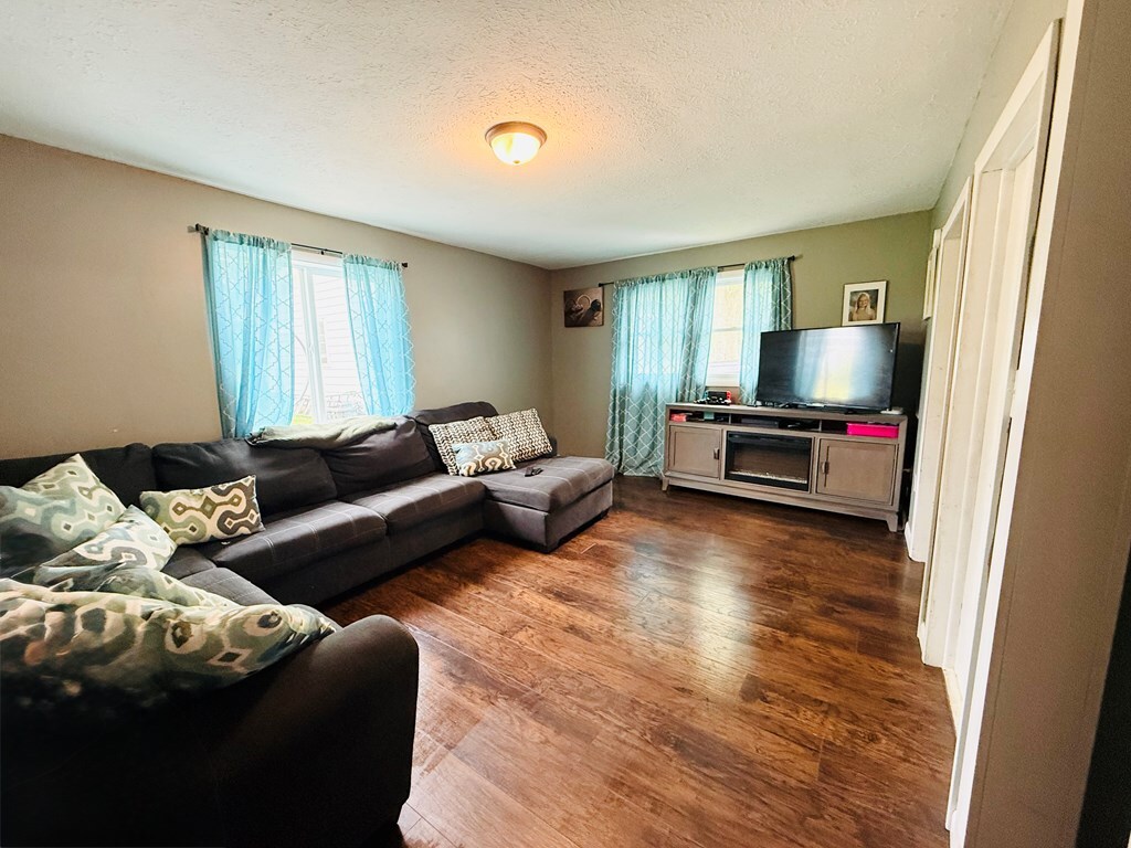 Property Photo:  511 Bridge St  PA 18848 