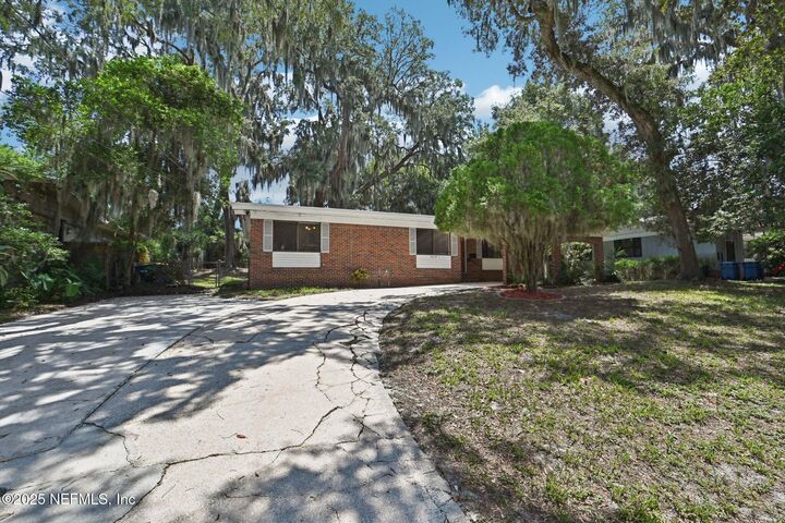 Property Photo:  4619 Morris Road  FL 32225 
