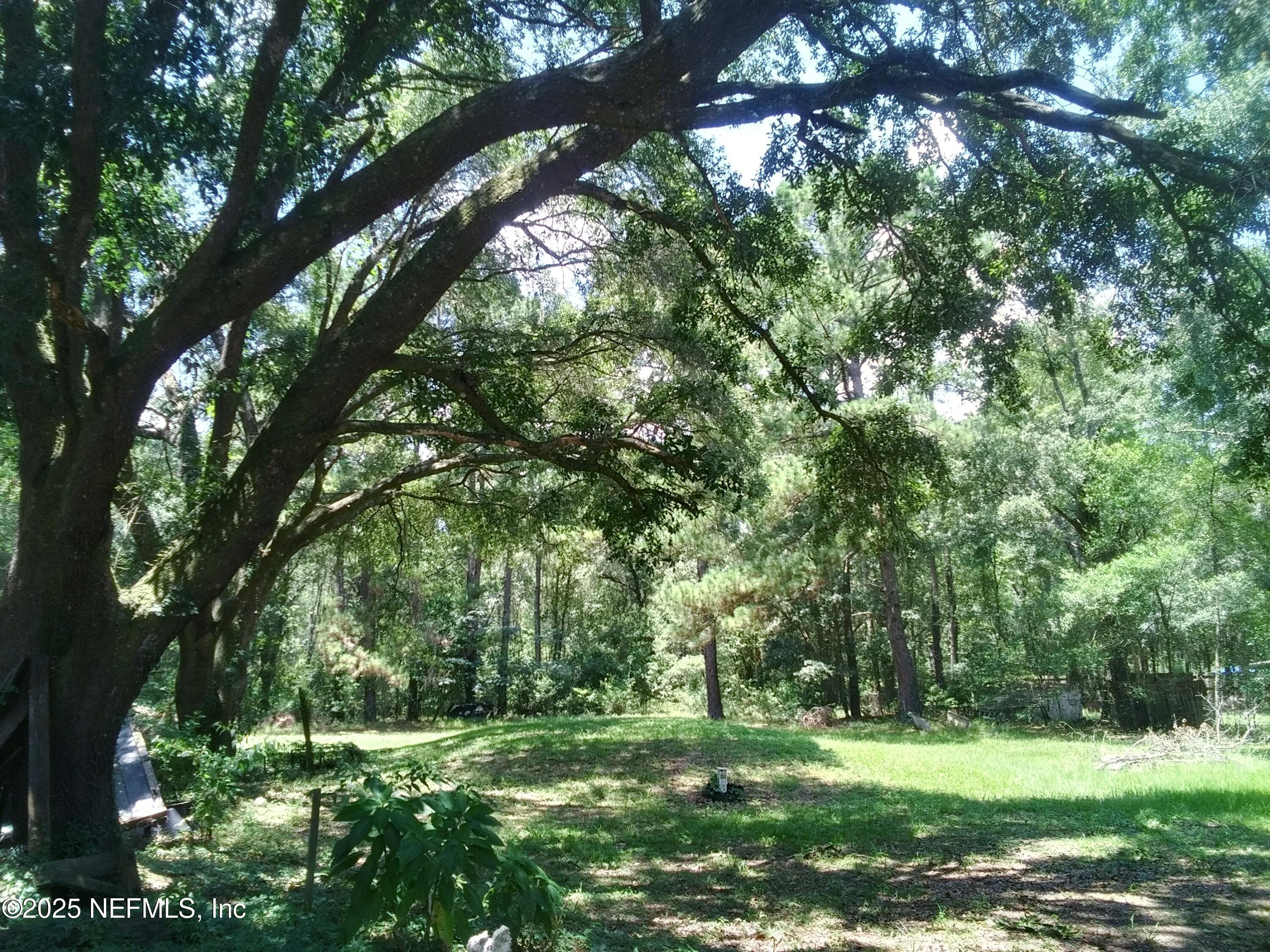 Property Photo:  9809 Noroad  FL 32210 
