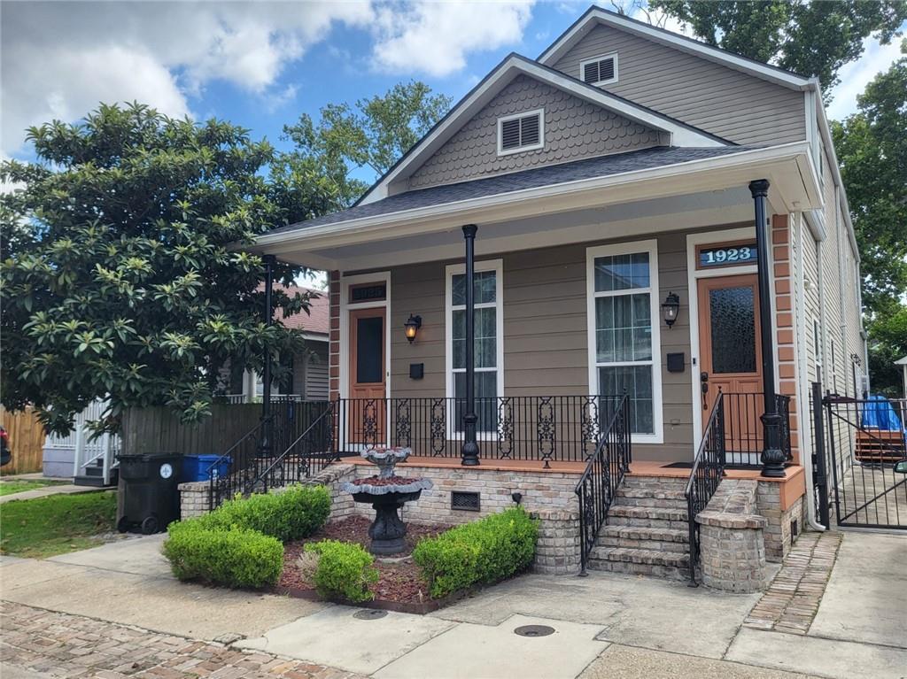 Property Photo: 1925 Third Street LA 70113