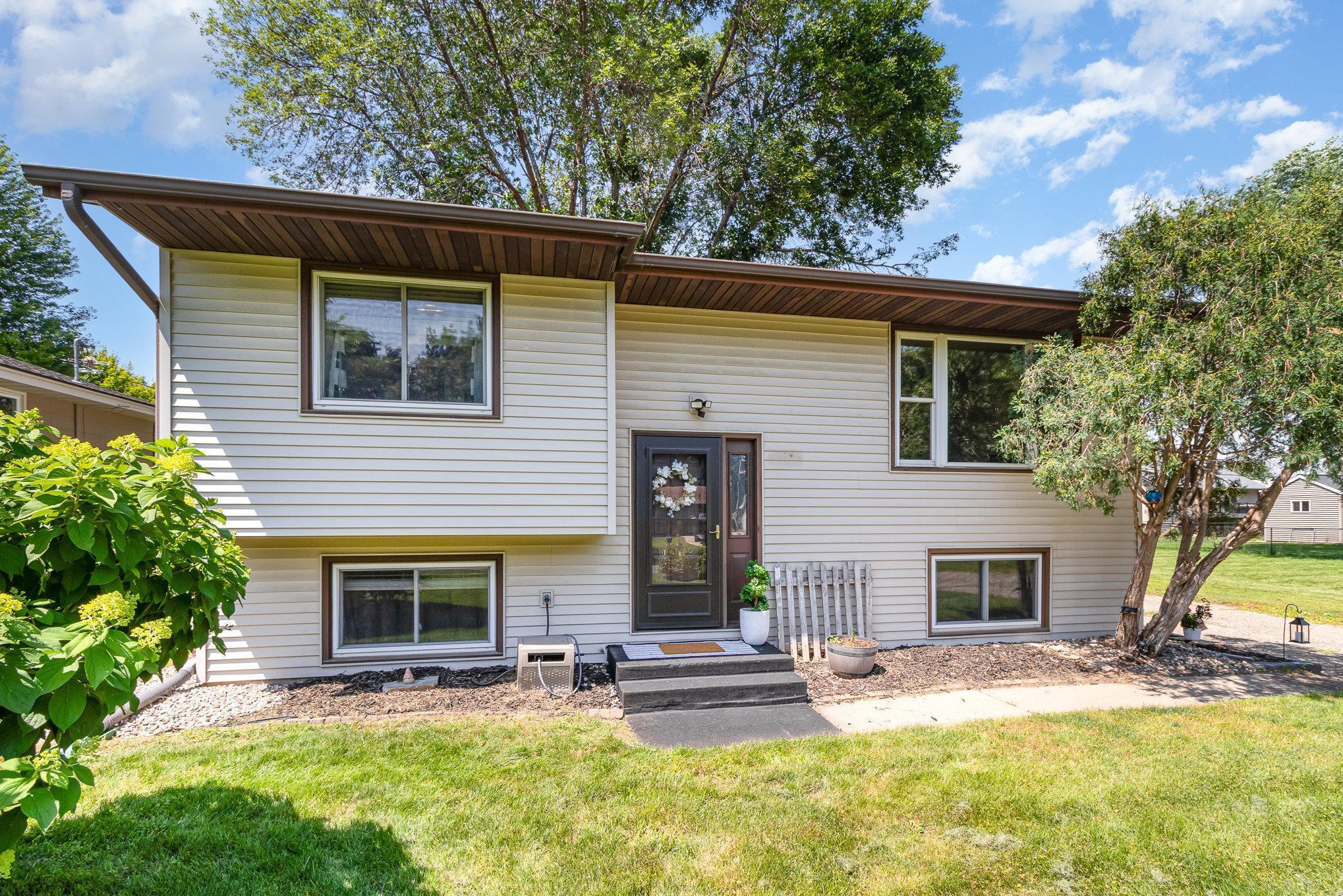 Property Photo: 1196 Tyler Street S MN 55379