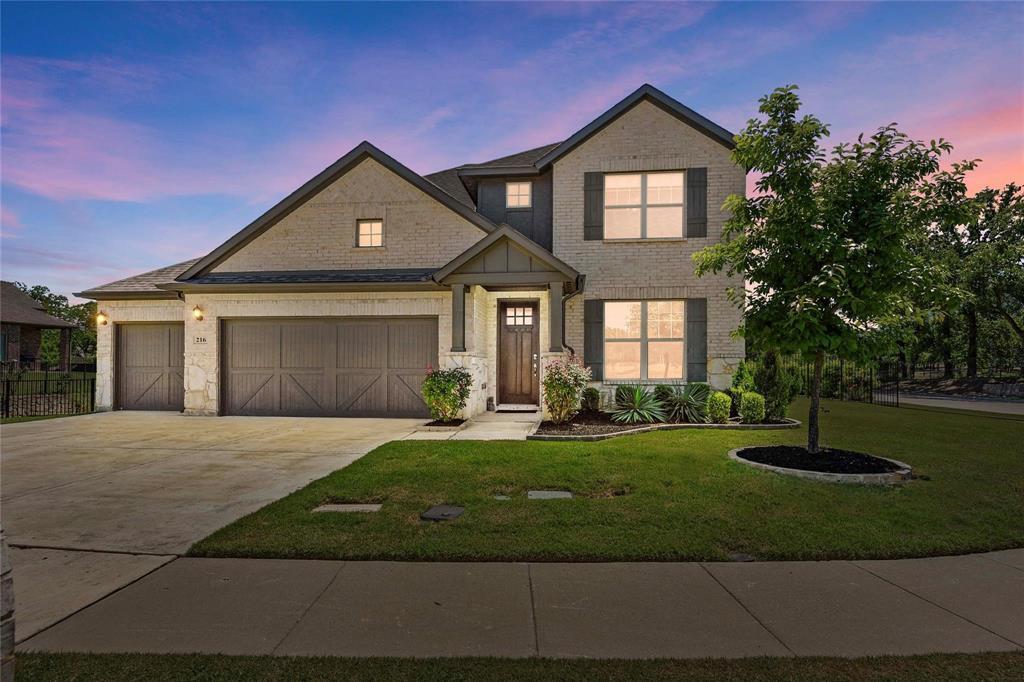 Property Photo: 216 Shadow Creek Lane TX 75065