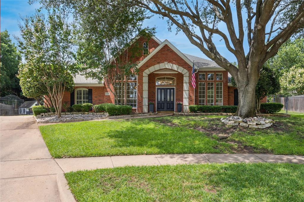 Property Photo: 1309 Normandy Court TX 76092