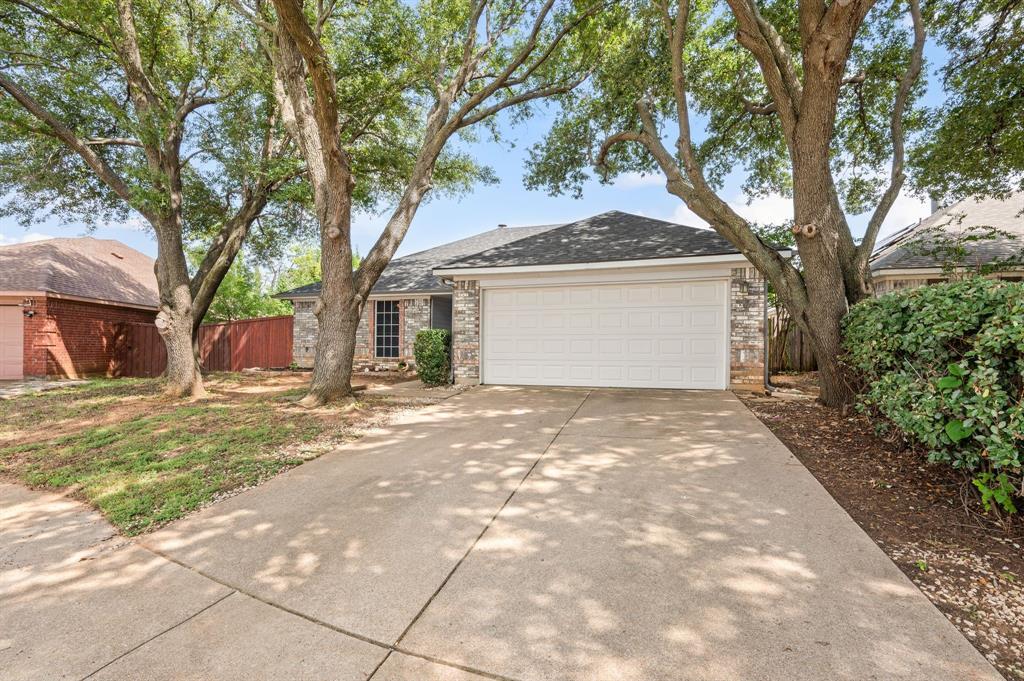 Property Photo:  2603 Needles Street  TX 76040 