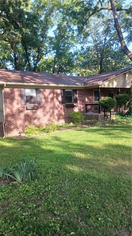 Property Photo:  1802 Shellie Lane  AR 72601 