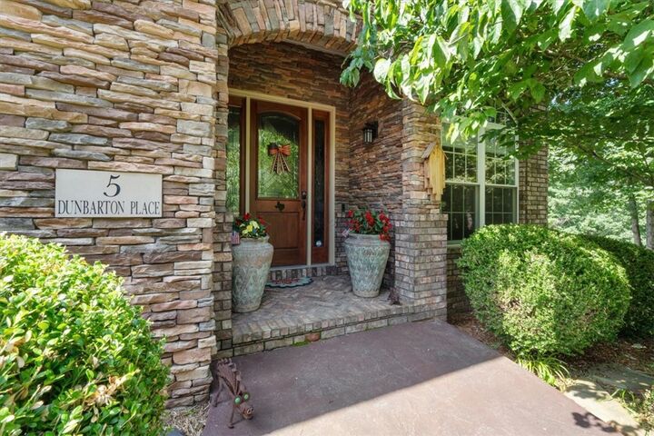 Property Photo: 5 Dunbarton Place AR 72715