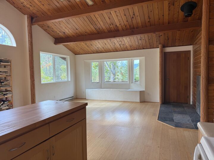Property Photo:  18485 Williams Highway  OR 97544