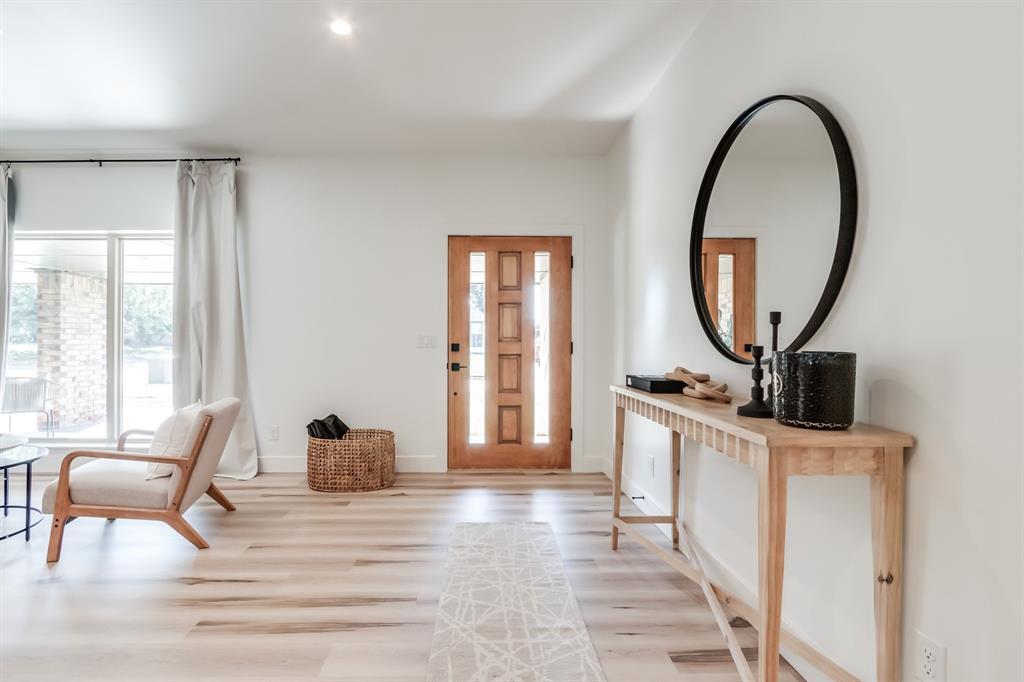 Property Photo: 11113 Leaning Elm Road OK 73120