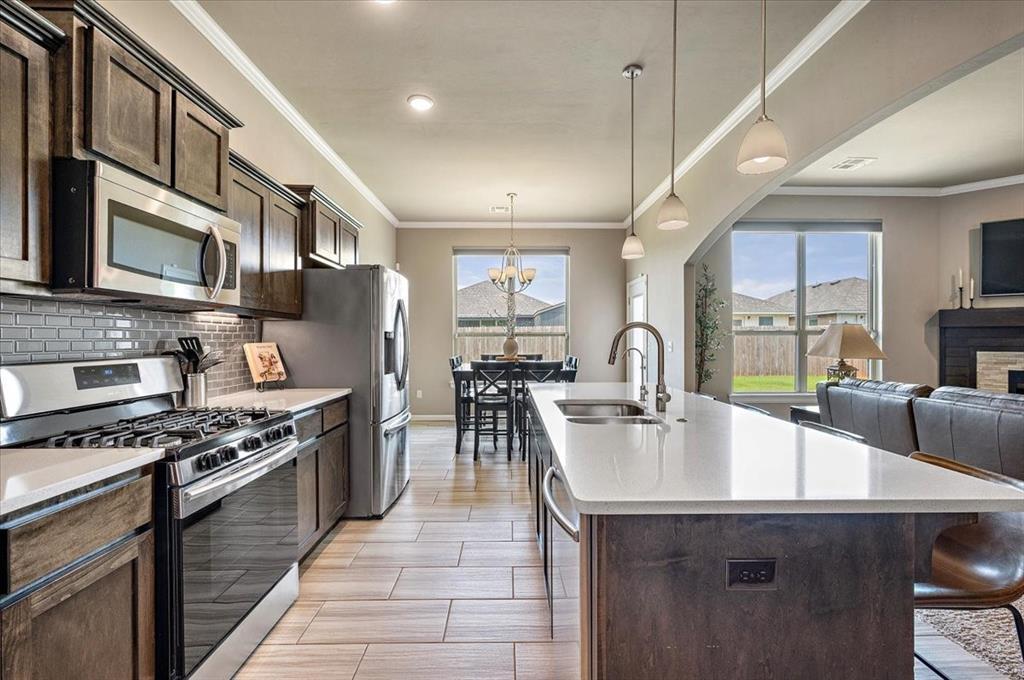 Property Photo: 9217 SW 48th Terrace OK 73179