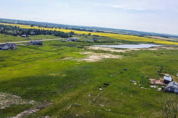 Property Photo: 80 Street E AB T1S 3W7