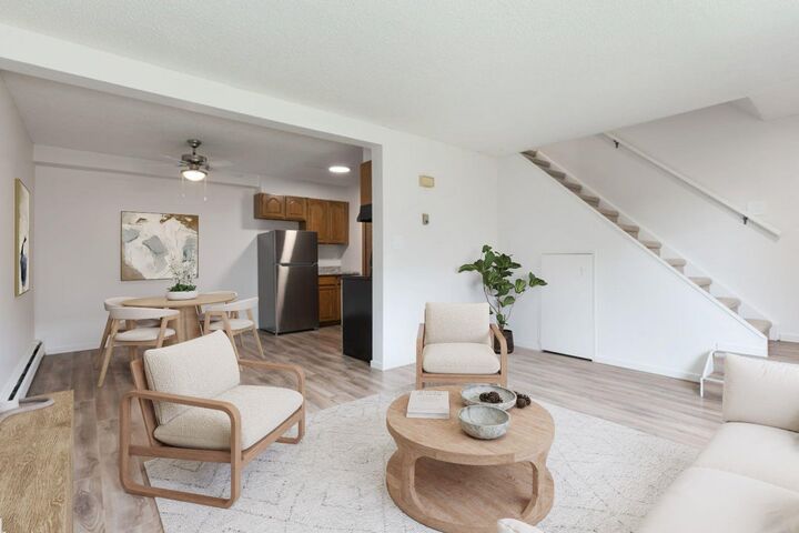 Property Photo: 3809 45 Street SW 139 AB T3E 3H4