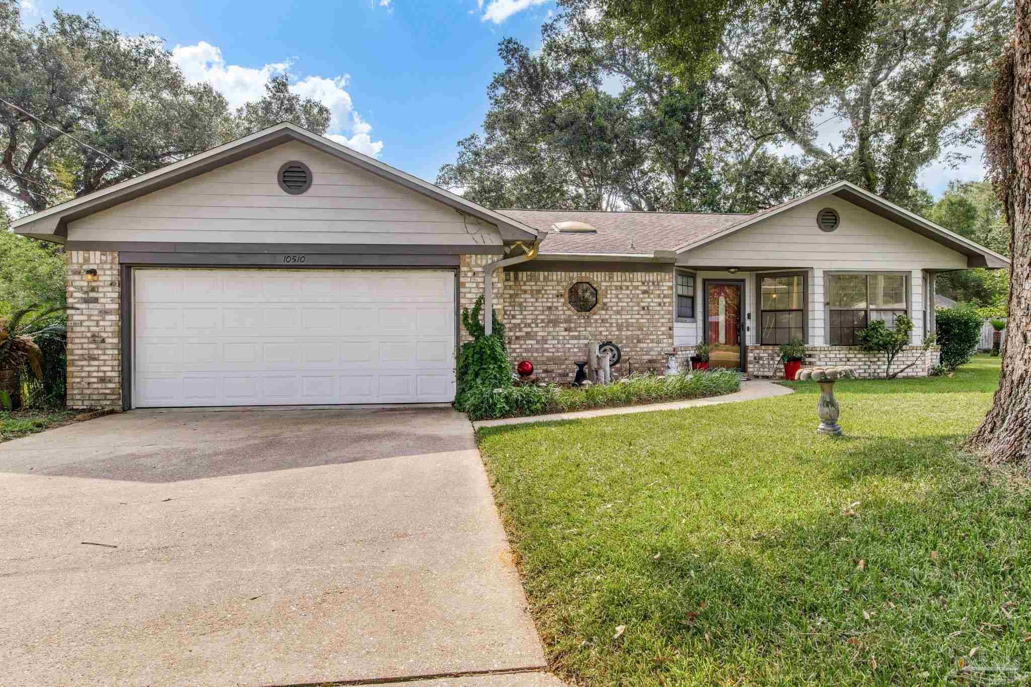 10510 Tara Dawn Cir  Pensacola FL 32534 photo