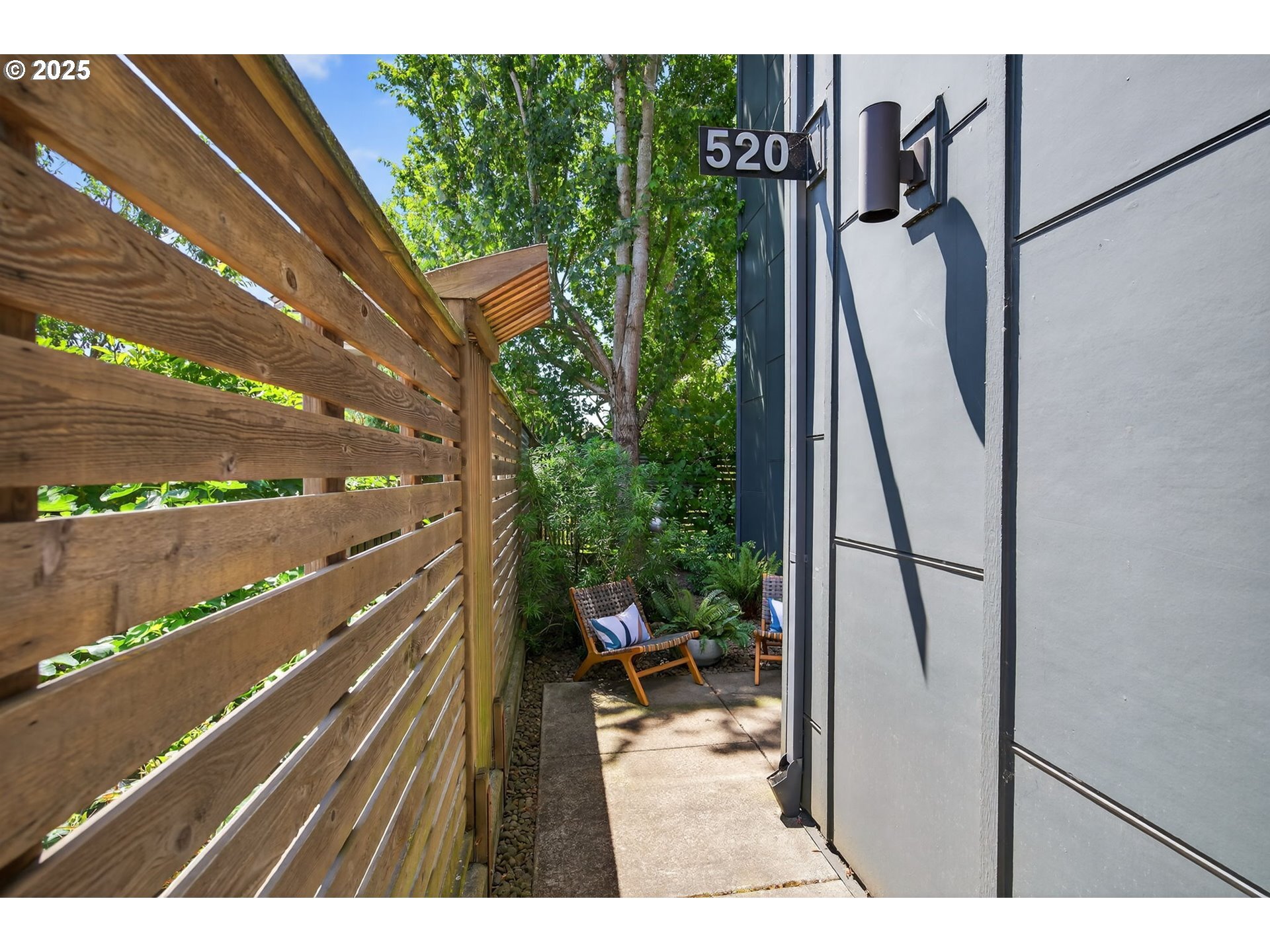 520 NE Sacramento St  Portland OR 97212 photo