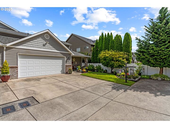 Property Photo: 7612 NE 61st Cir WA 98662