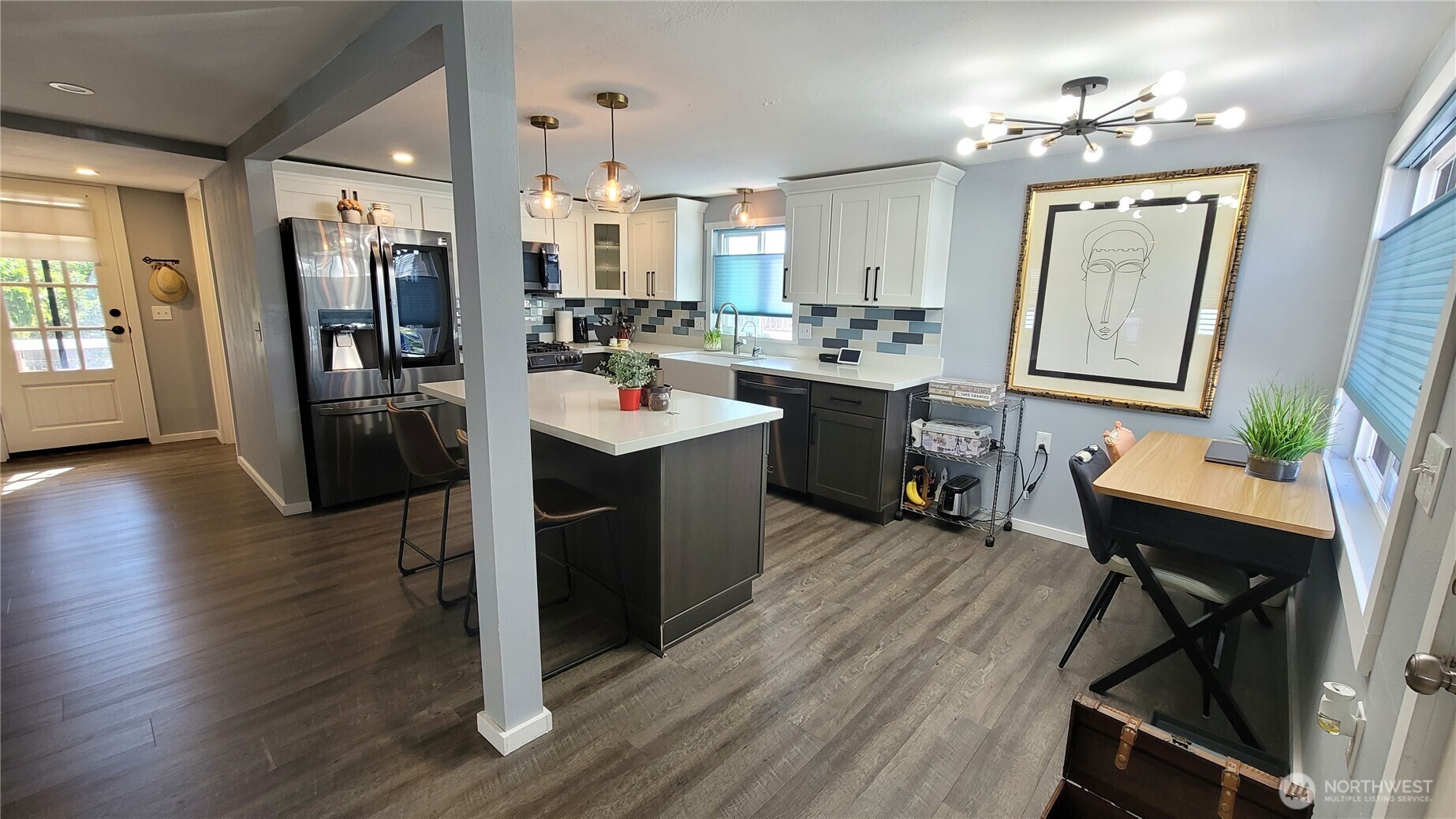 Property Photo: 10532 Fremont Avenue N WA 98133