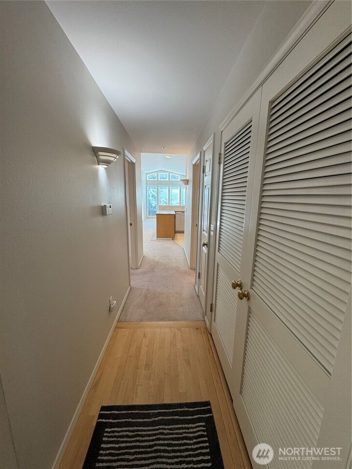 Property Photo:  232  4th Avenue S 304  WA 98020 