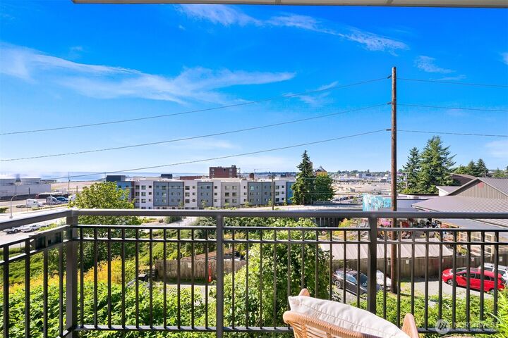 Property Photo: 1015 Railroad Avenue 210 WA 98225