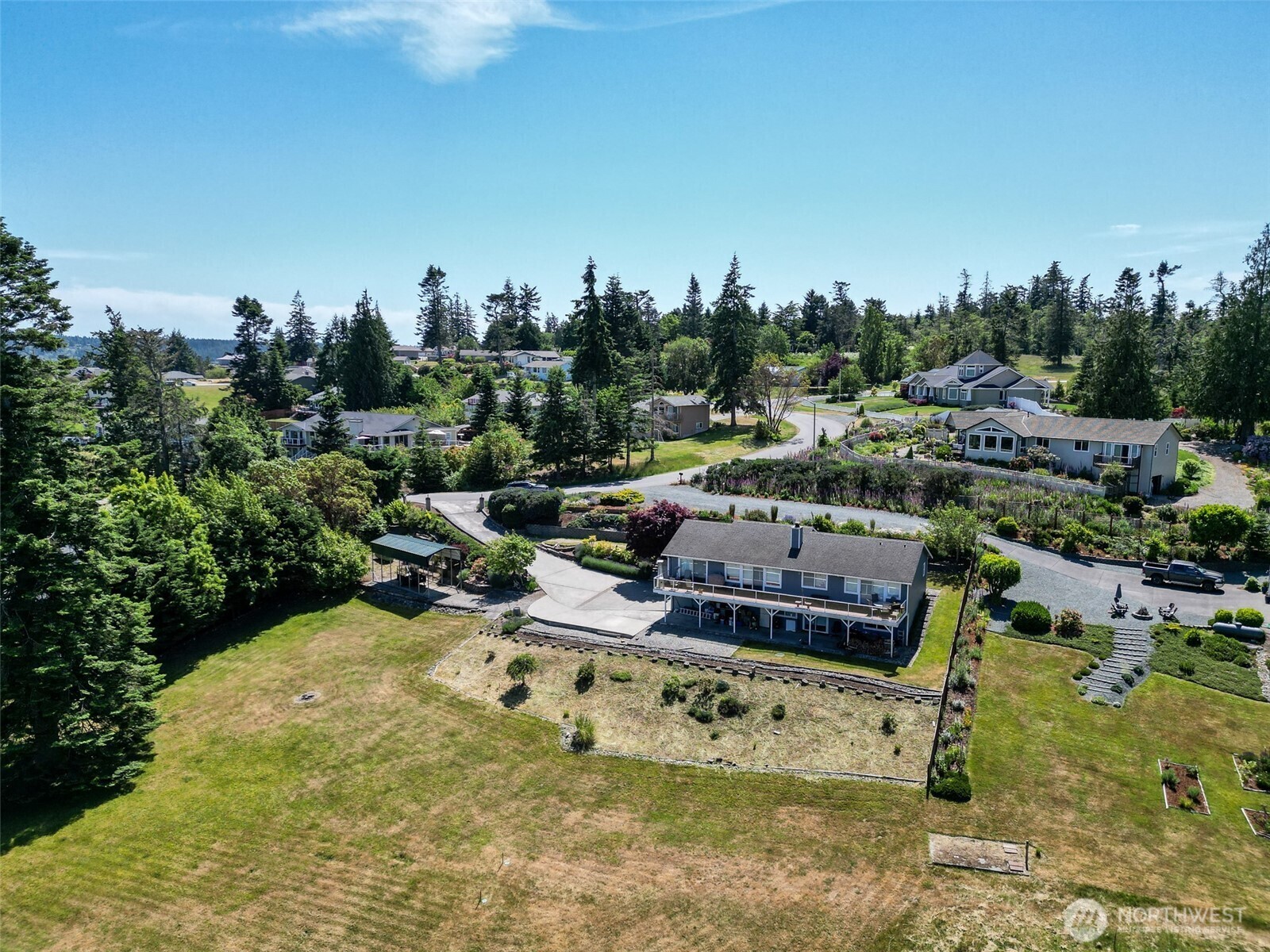 Property Photo:  4515  Sunday Drive  WA 98277 