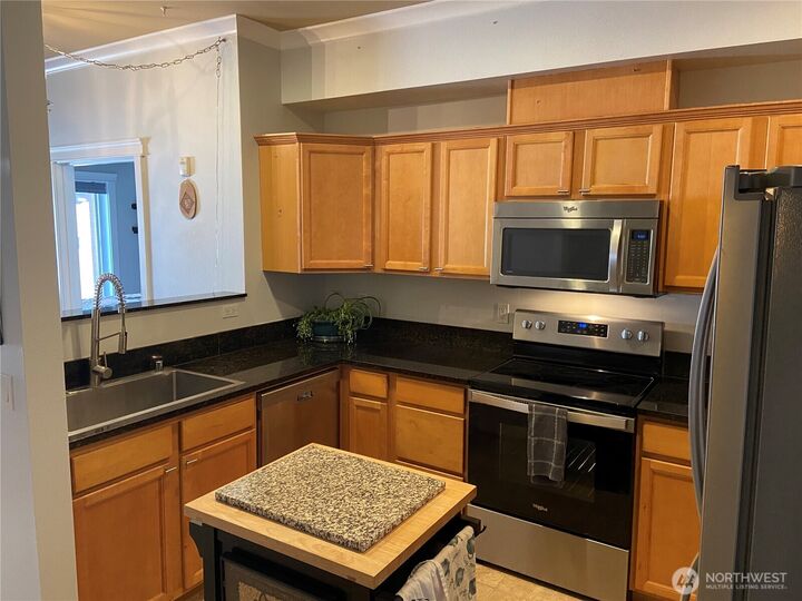 1015  Railroad Avenue 211  Bellingham WA 98225 photo