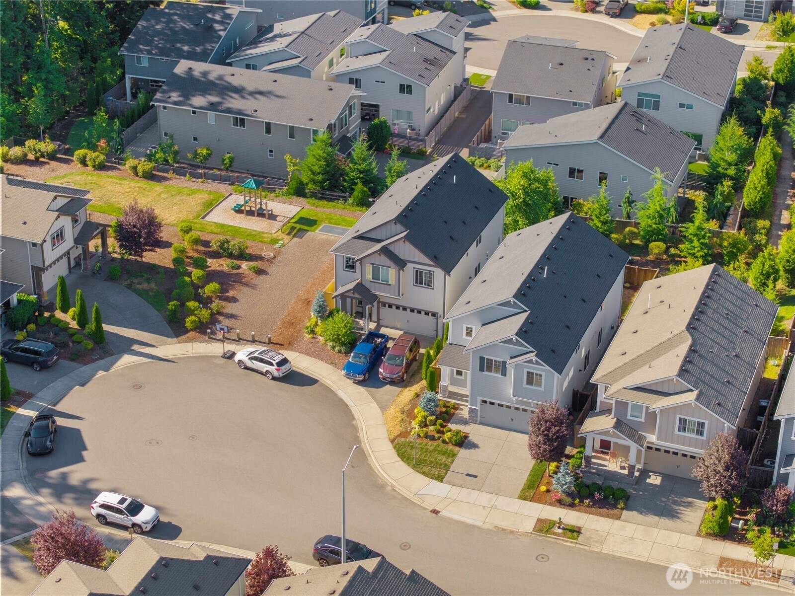 Property Photo: 4331 233rd Place SE WA 98021