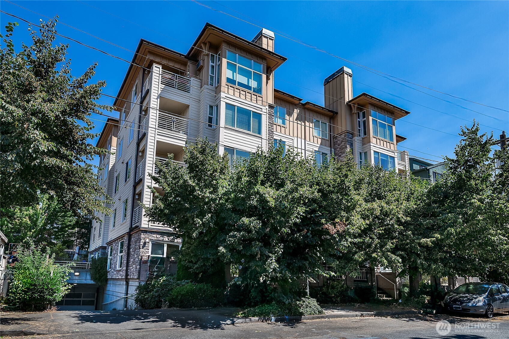 Property Photo: 1762 NW 57th Street 201 WA 98107