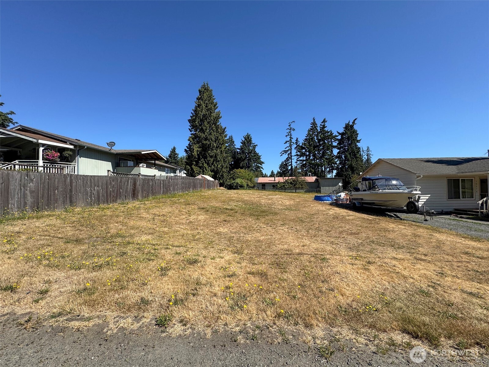 Property Photo:  1031 W Spruce Street  WA 98363 