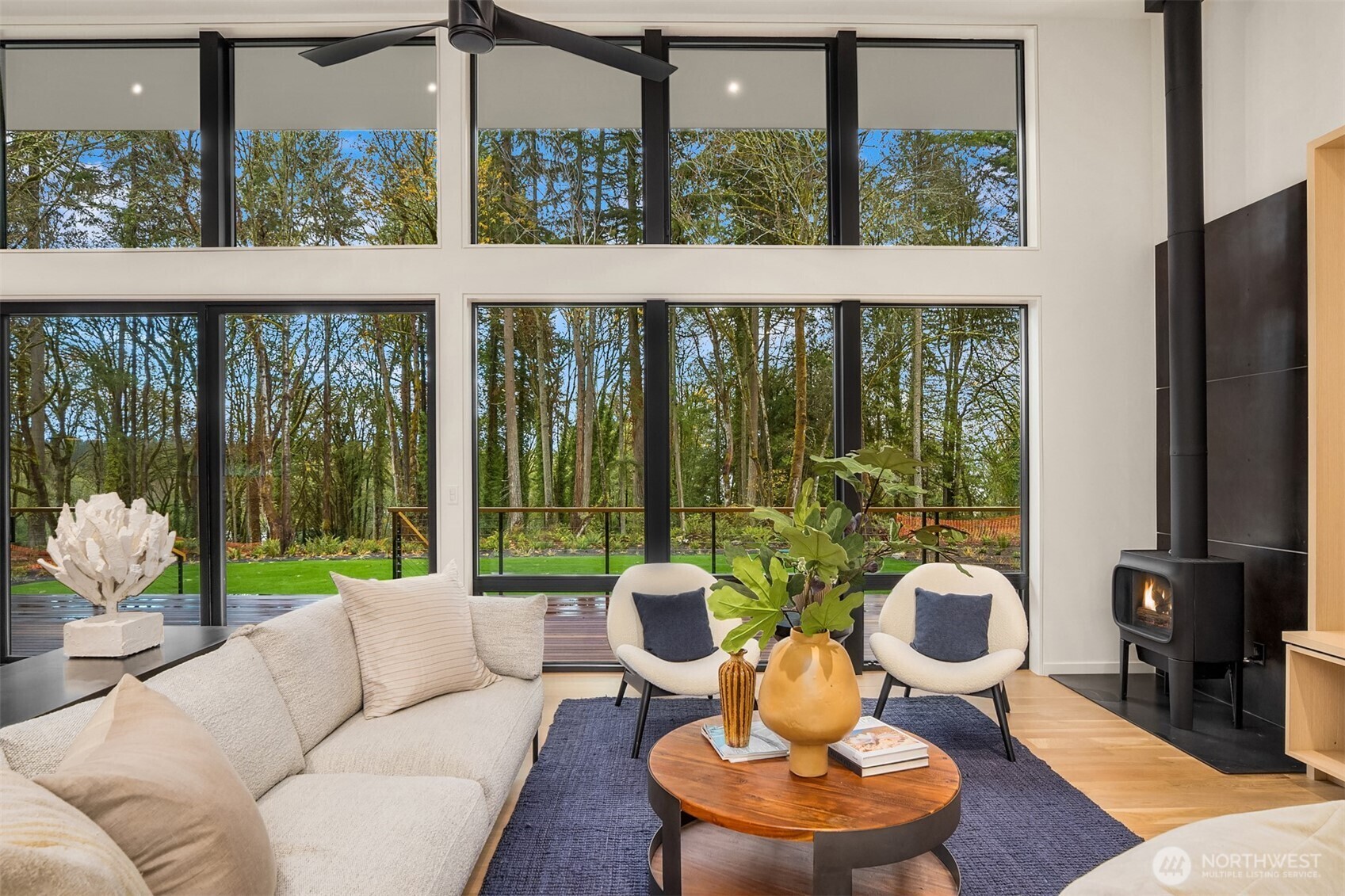 Property Photo:  6149 NE Eagle Harbor Drive  WA 98110 