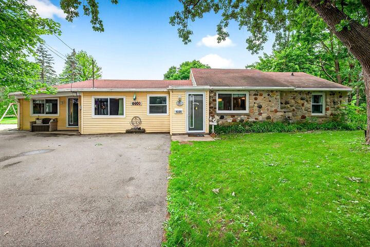 1328 W 9th Avenue  Oshkosh WI 54902-6208 photo