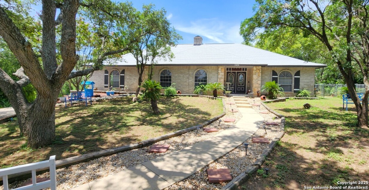 Property Photo: 11606 Piccadilly Circle TX 78251
