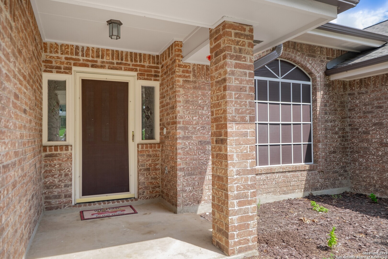 Property Photo:  313 Ridge Crest Dr  TX 78155 