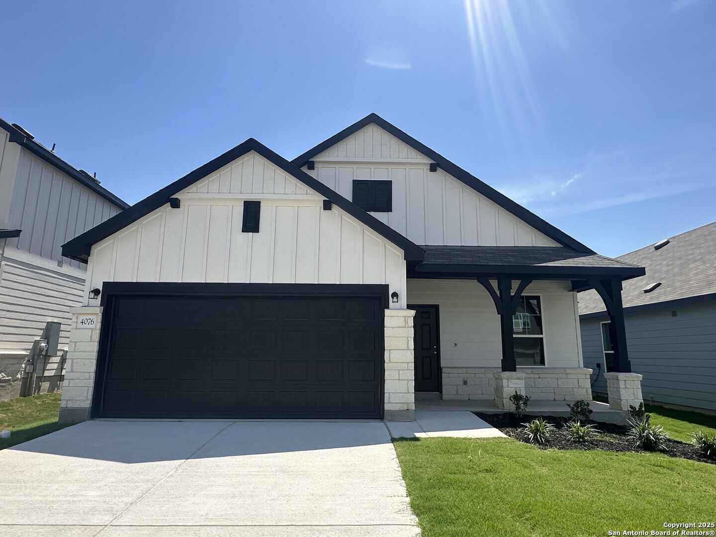 859 Bluegrass Point  New Braunfels TX 78130 photo
