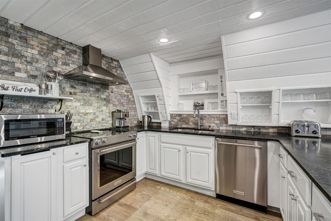 Property Photo:  622 Blue River Road  CO 80424 