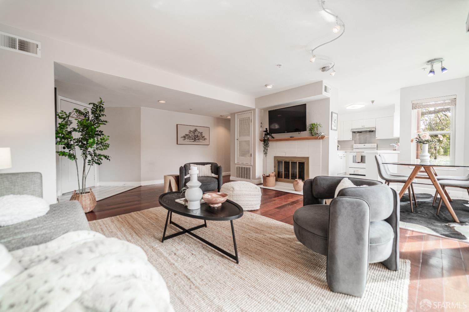 Property Photo: 3855 Carter Drive 101 CA 94080