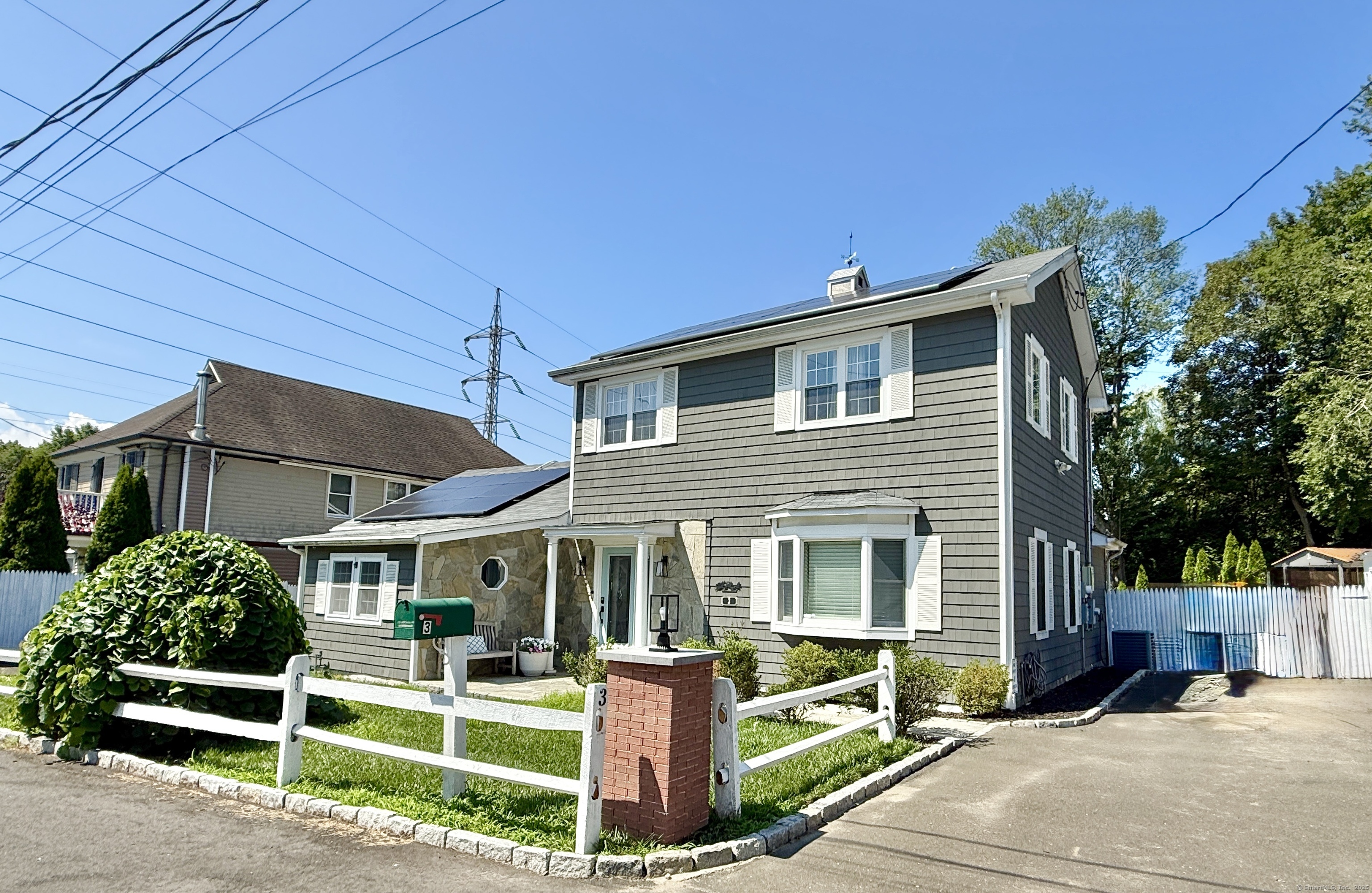 Property Photo: 3 Turnabout Lane CT 06820