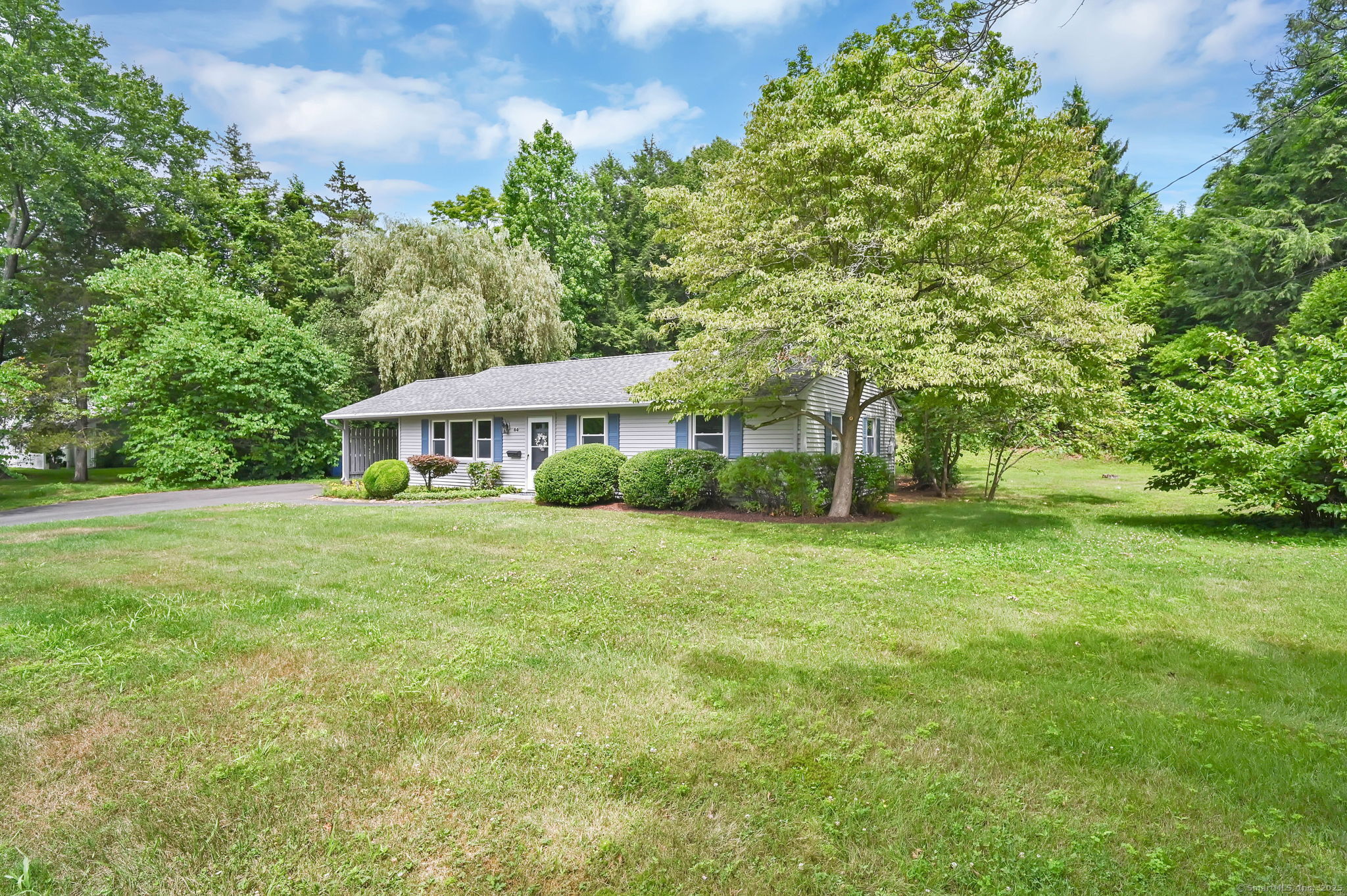 Property Photo: 84 Stevens Lane CT 06033