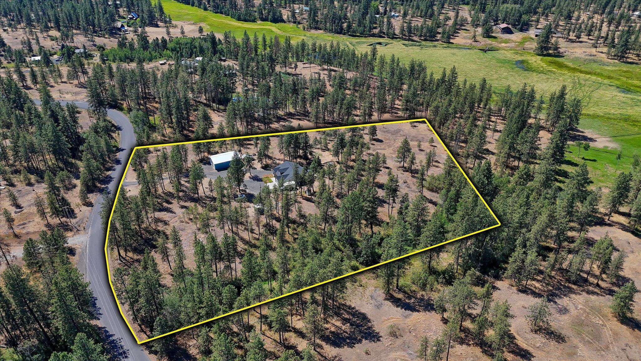 Property Photo:  17521 S Lois Dr  WA 99004 