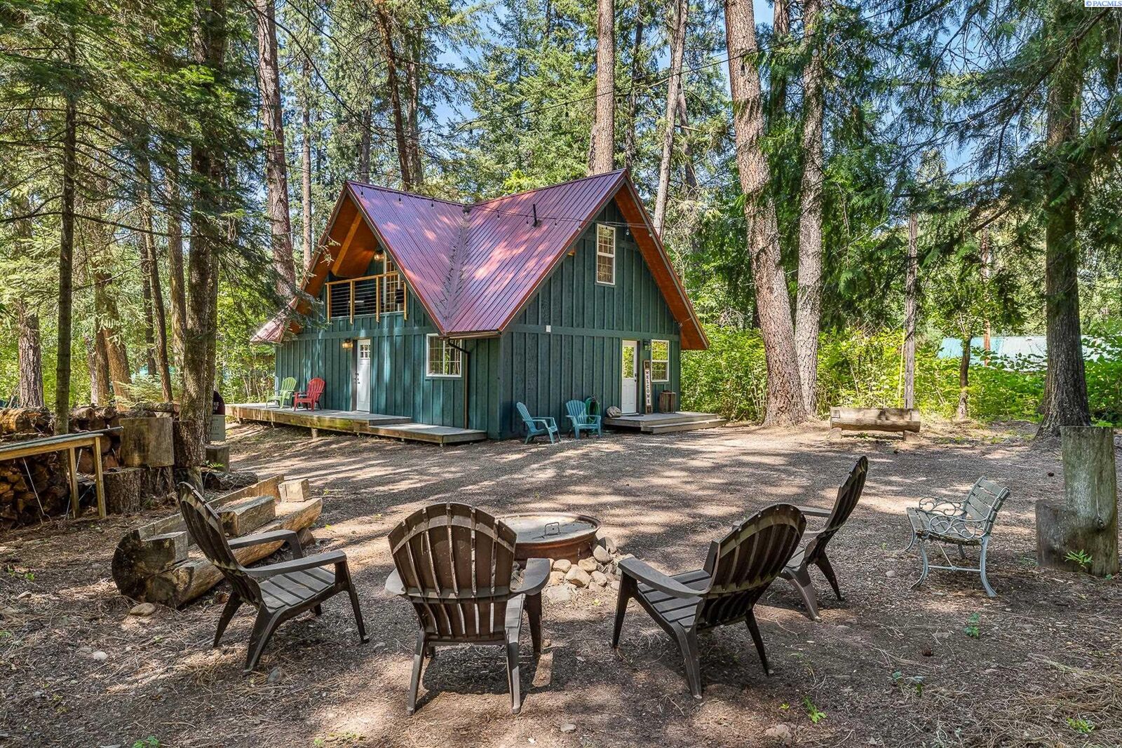 Property Photo: 206 Mountain Home Park WA 99328