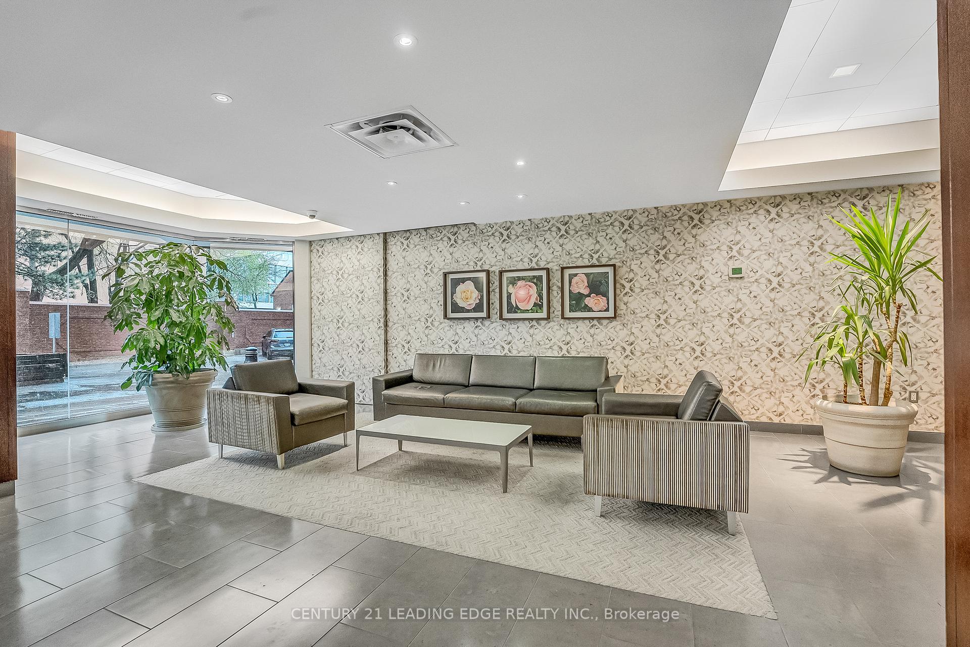 Property Photo:  705 King Street W 805  ON M5V 2W8 