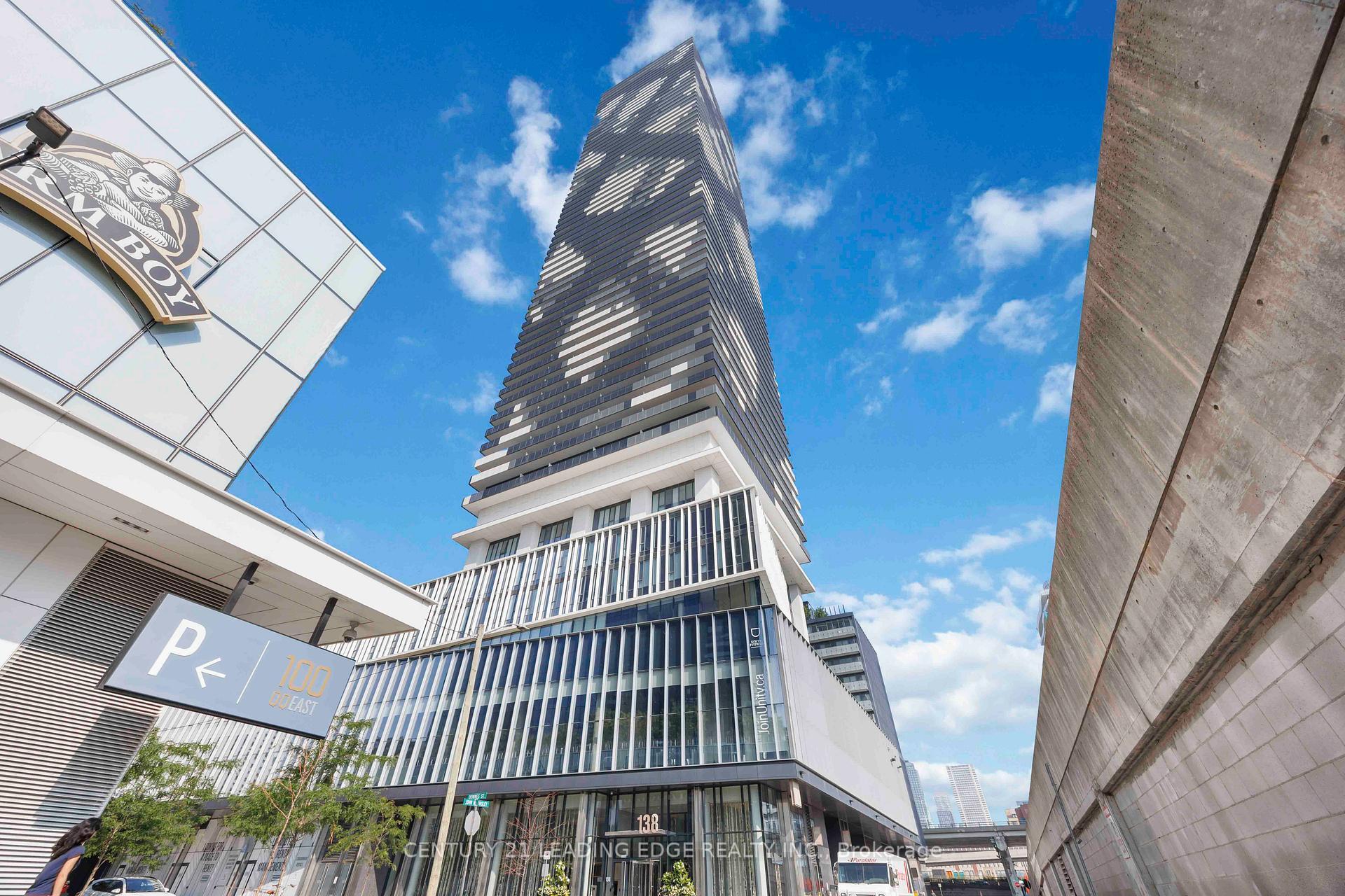 Property Photo: 138 Downes Street 905 ON M5E 0E4