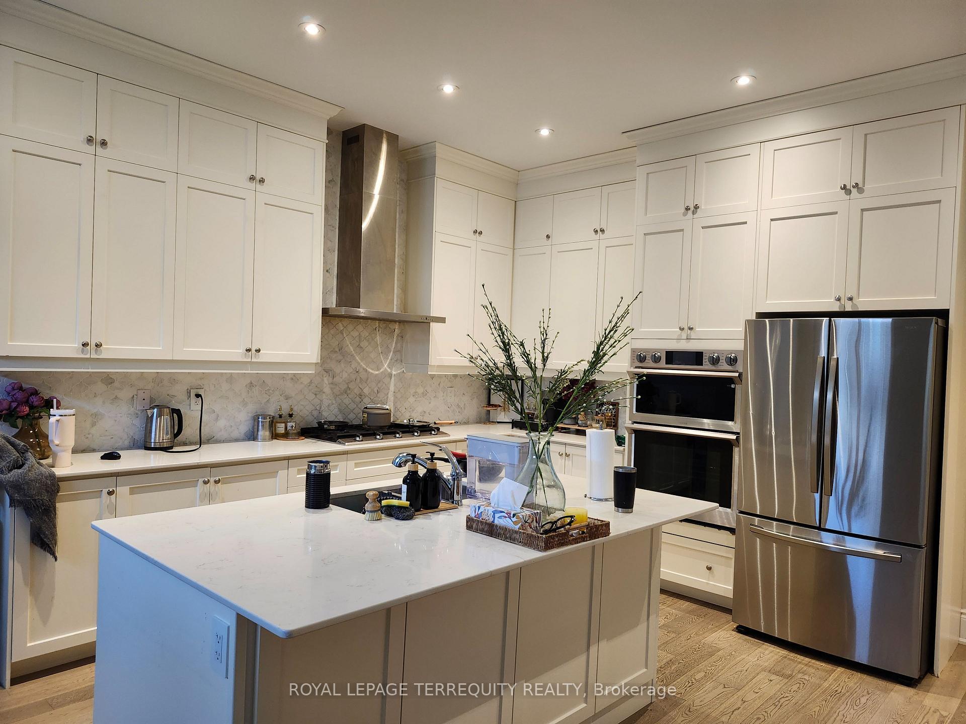 Property Photo: 9 Junior Road ON L7A 5J4