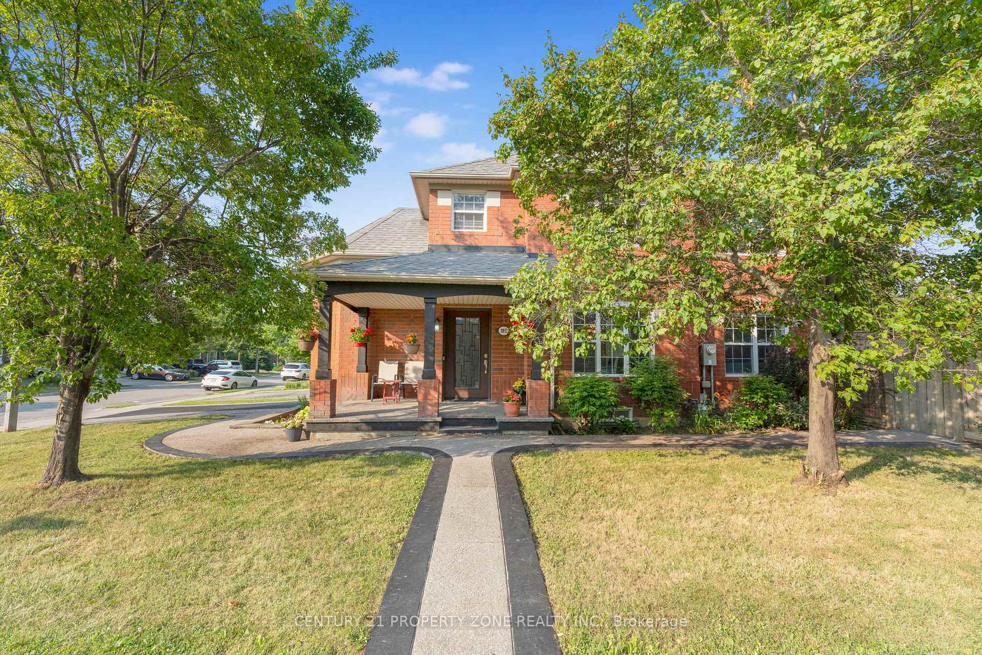 185 Brisdale Drive  Brampton ON L7A 2T2 photo