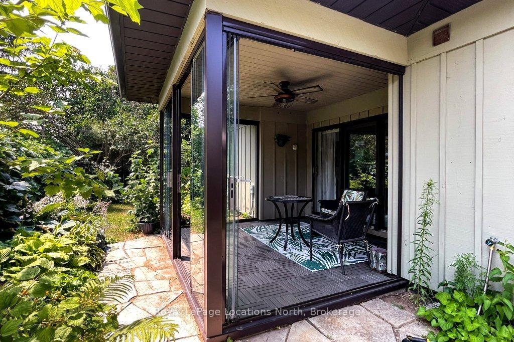 Property Photo:  115 Robinson Street  ON L9Y 3M2 