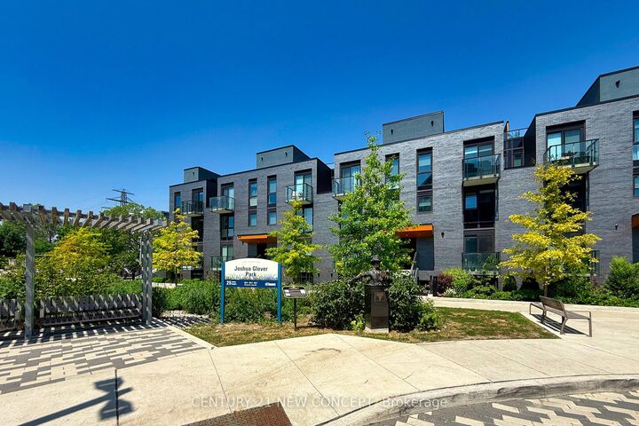 10 Brin Drive Th19  Toronto ON M8X 0B3 photo