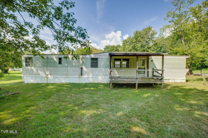 Property Photo:  1108 &1112 South Walnut Drive  TN 37650 