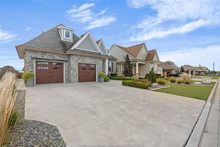 Photo de la propriété: 196 Francis Court ON N0R 1A0