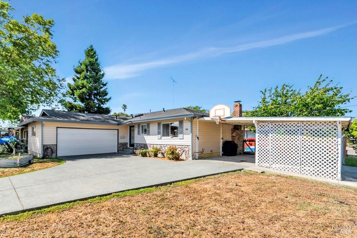 Property Photo: 7840 Bernice Court CA 94928