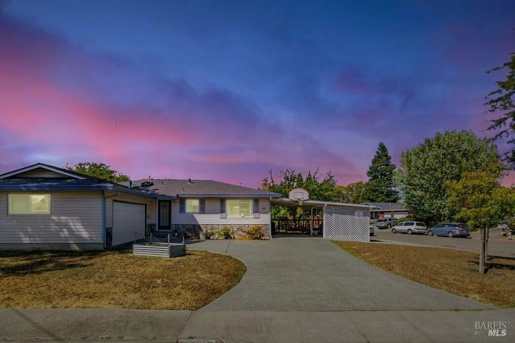 Property Photo: 7840 Bernice Court CA 94928
