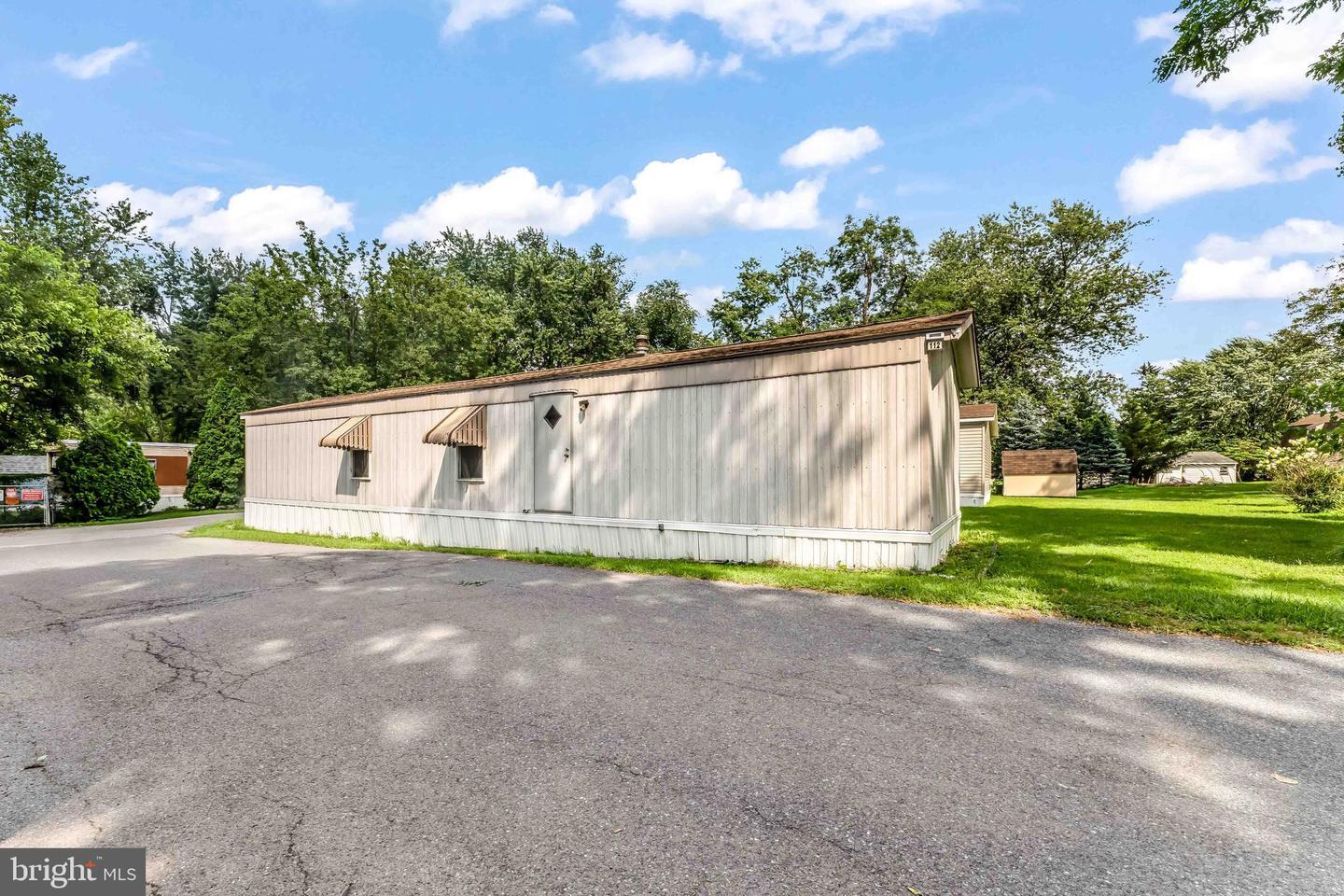 Property Photo:  112 Gate Lane  PA 17057 